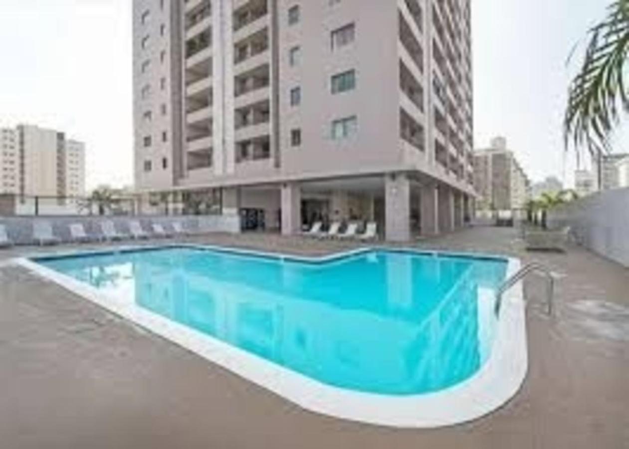 Private One Bedroom Condo, With Corporate Rental Car Savings Code Included, Free Onsite Parking Honolulu Exterior foto
